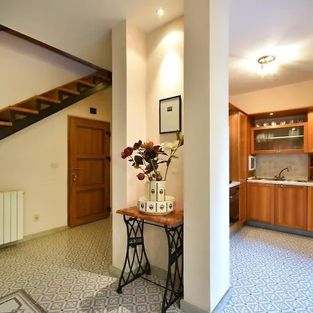 Family Friendly House With A Swimming Pool - 26964 Casa de Férias Pula